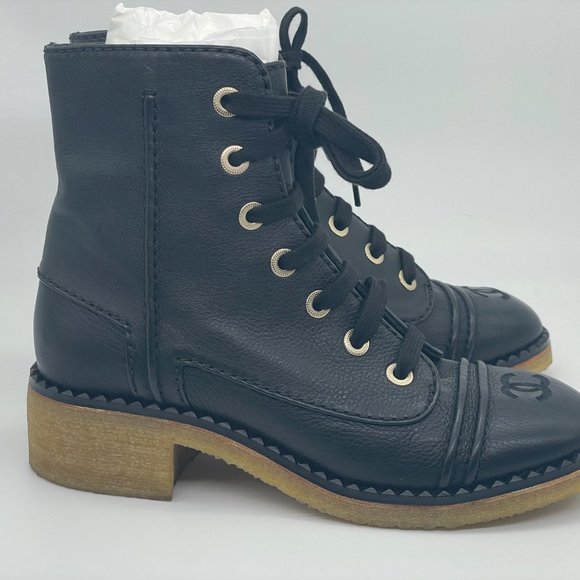 CHANEL 20P 2022 Leather CC Cap Toe Lace Up Combat Ankle Booties Boots - Picture 6 of 16